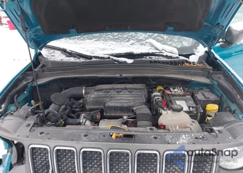 2021 Jeep Renegade Limited 4X4 z USA, uszkodzony, nr VIN ZACNJDD17MPN33084